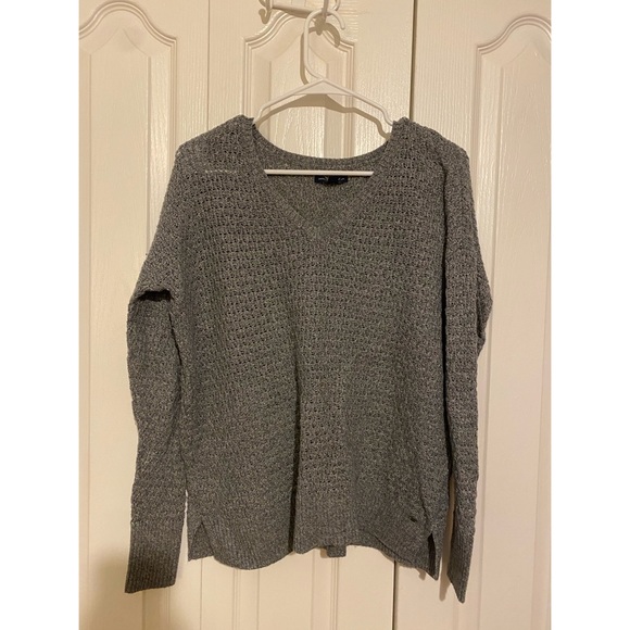 AMERICAN EAGLE Gray Sweater - Picture 1 of 1